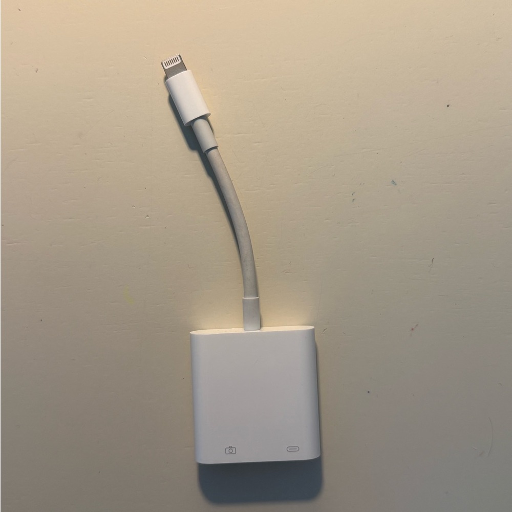 Apple White Power Cables for Tablets & iPhones